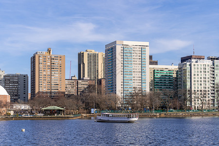波士顿市中心城市景观沿查尔斯河与天际线建筑波士顿市,马里兰州,美国大都市高清图片素材