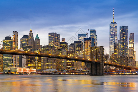 布鲁克林桥与曼哈顿下城摩天大楼为纽约市纽约州,市中心高清图片素材