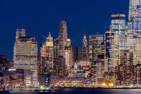 新泽西黄昏时分俯瞰纽约市曼哈顿天际线城市景观现代的高清图片素材