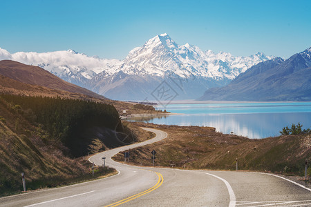 新西兰南部岛屿的高速公路旅游业高清图片素材