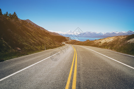 新西兰南部岛屿的高速公路最高高清图片素材