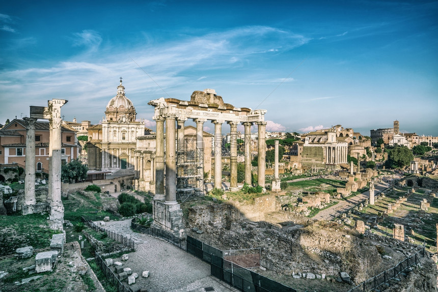 意大利古罗马论坛遗址图片