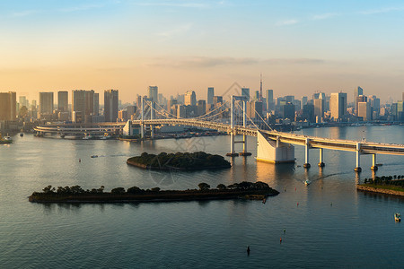 东京天线有塔和彩虹桥东京日本图片