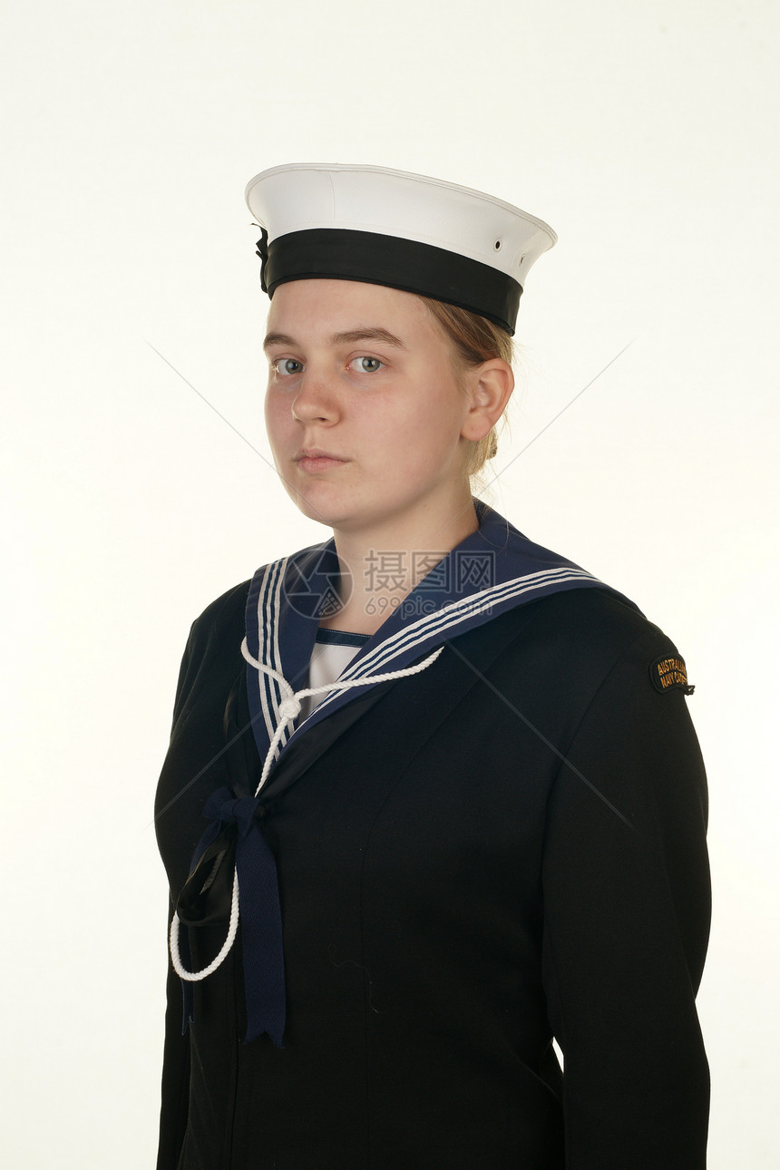 年轻的海军水手孤立在白色背景图片