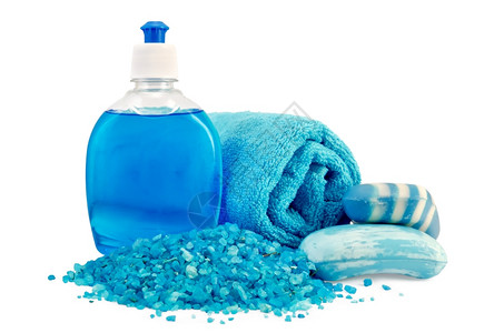 瓶装蓝色液肥皂纯条纹和磨制肥皂浴盐白底隔离的蓝毛巾图片