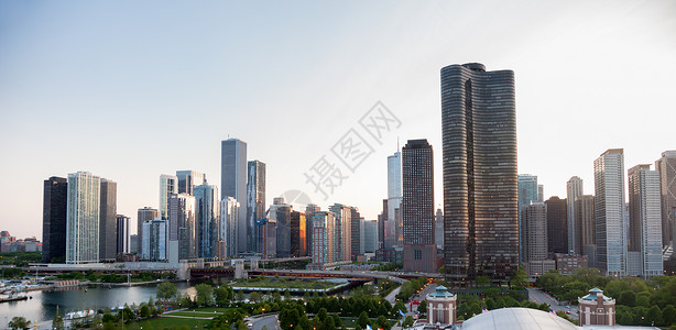 日落时的芝加哥图片