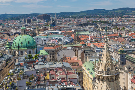 奥地利首都维也纳风景从屋顶看维雅纳市的风景奥斯特里亚背景