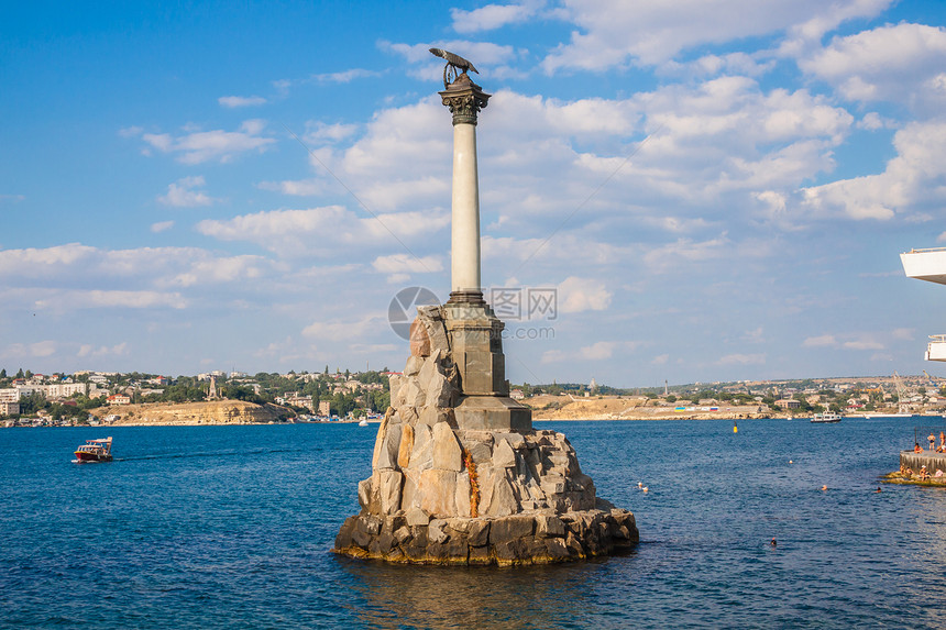塞瓦斯托波尔号克里米亚乌兰或俄罗斯被切割的战舰纪念碑图片