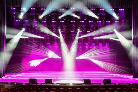 紫色舞台明亮无雾的戏剧舞台背景
