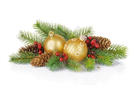 白色背景上的圣诞节球Fir树枝和锥形的构成高清图片