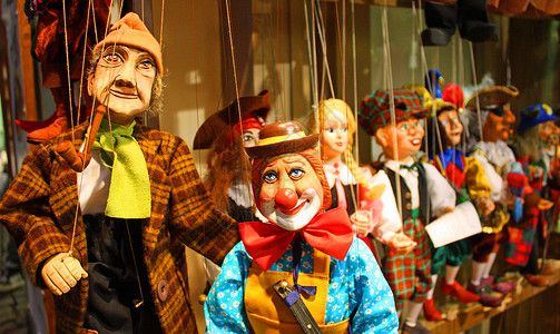 捷克木偶由木制传统偶组成的背景