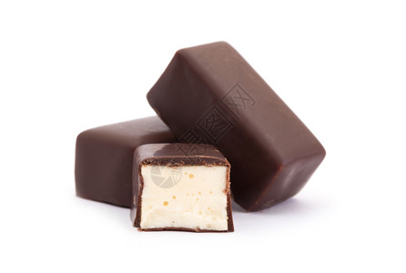 白色背景的巧克力树脂图片