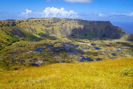 东岛的诺卡乌火山口东岛的奇莱高清图片