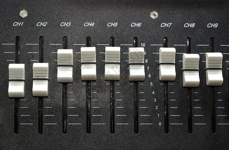 音频混合设备的控件图片