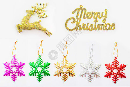 鹿装饰圣诞装饰品驯鹿圣诞快乐的词星星孤立在白色背景上设计图片