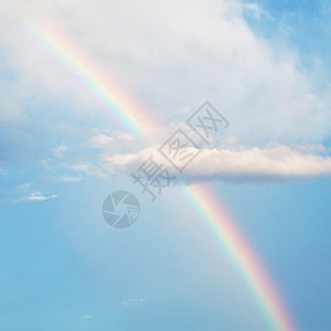 背景的云彩和蓝天空虹高清图片