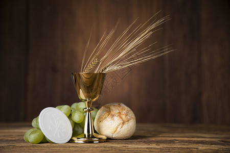 面包和葡萄酒圣杯主办者第一圣餐背景圣礼高清图片素材