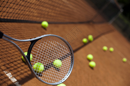 网球和球拍图片
