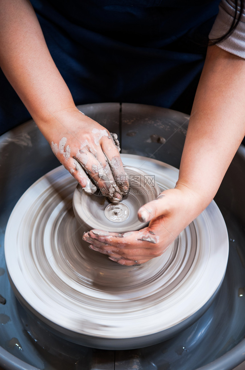 手工制作陶艺泥塑制作陶罐图片