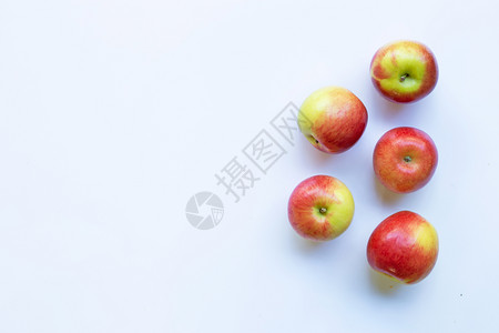 白色背景上孤立的苹果顶部视图健康高清图片素材
