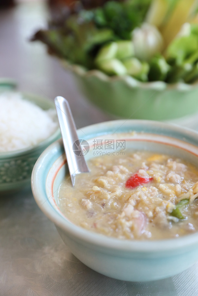 新鲜蔬菜传统泰语食物图片