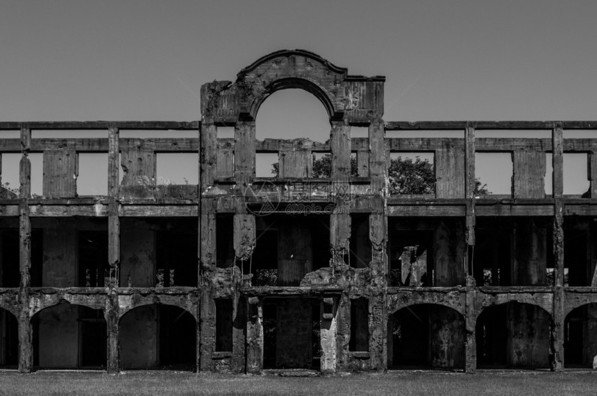 马尼拉岛科雷吉多被毁坏的建筑图片