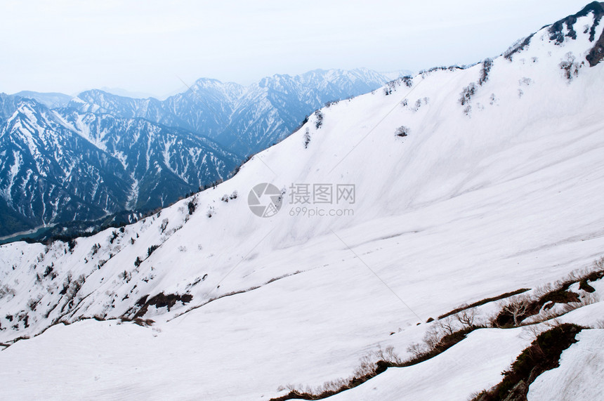 阿尔卑斯山的自然景观图片