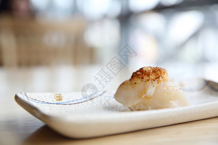 新鲜海扇贝寿司日本食图片