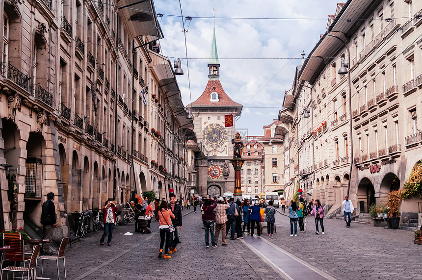 2013年9月8日伯恩街瑞士古老的街道景象图片