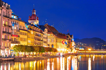 河流滨海夜景历史悠久的瑞士地标图片