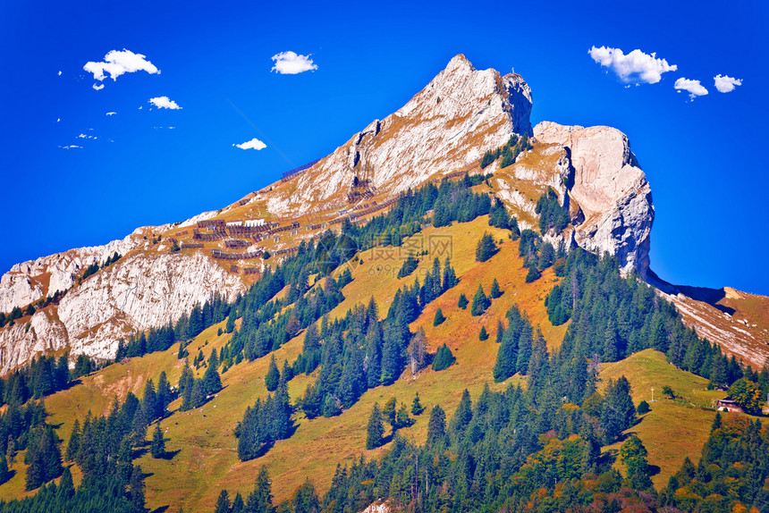 Pilatus山峰风景和悬崖中央瑞士图片