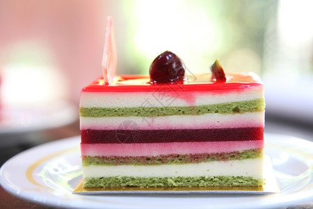 彩色水果蛋糕图片