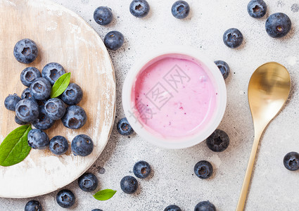 自制蓝莓酸奶图片