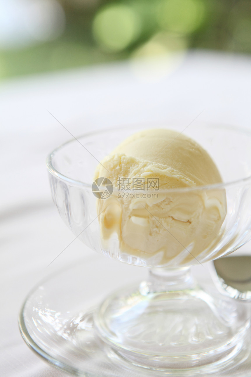 香草冰淇淋图片