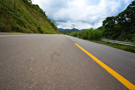 热带公路布拉西里齐尔图片