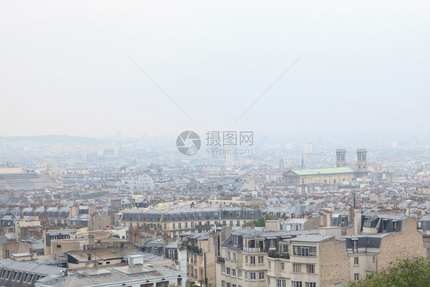 巴黎蒙马特住宅区的屋顶蒙马特住宅区的屋顶图片