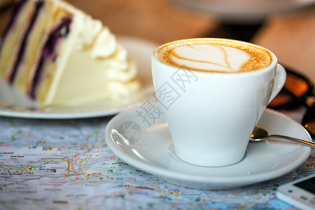 早餐旅行者咖啡蛋糕和图片