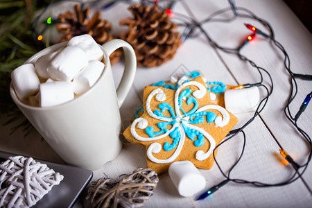 姜饼和圣诞节装饰品图片