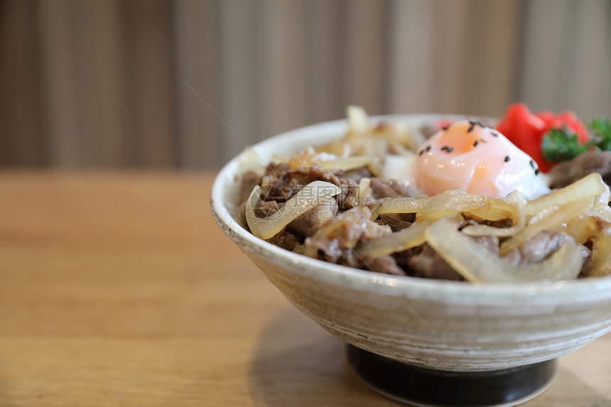 大米碗的日本牛肉食品图片