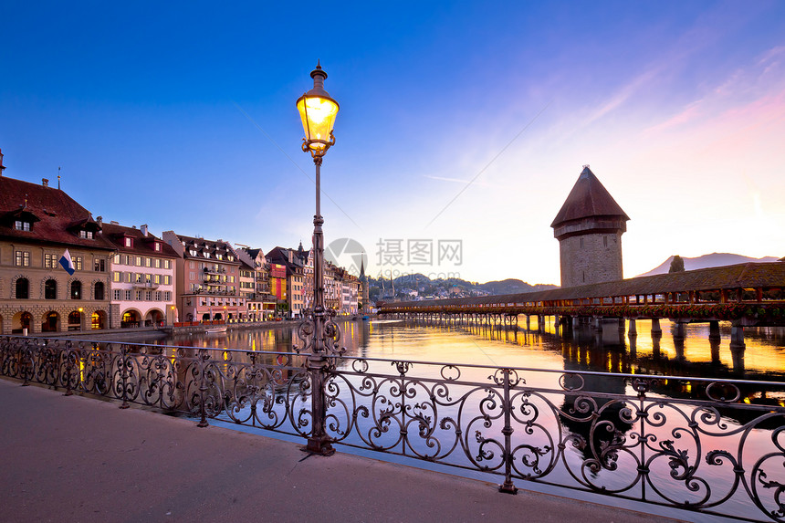 卢塞伦著名的瑞士人具有里程碑式的黎明观光著名的瑞士人图片
