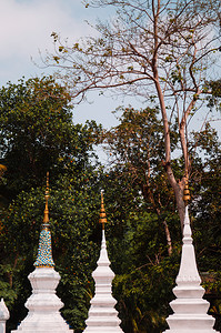 世界遗产区最著名的旅游景点Watxiengtho的古老佛教塔图片