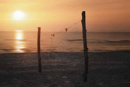 暑假环境北海日落滩排球网在锡尔特岛德国夏季风景图片