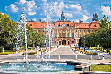 圣泉广场和市政厅风景croativjdina区图片