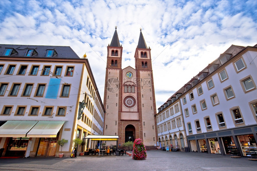 古老的沃尔茨堡大教堂和广场建筑观沃茨堡多姆巴伐利亚地区图片