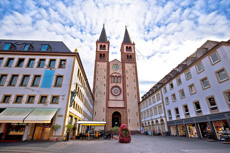 古老的沃尔茨堡大教堂和广场建筑观沃茨堡多姆巴伐利亚地区图片