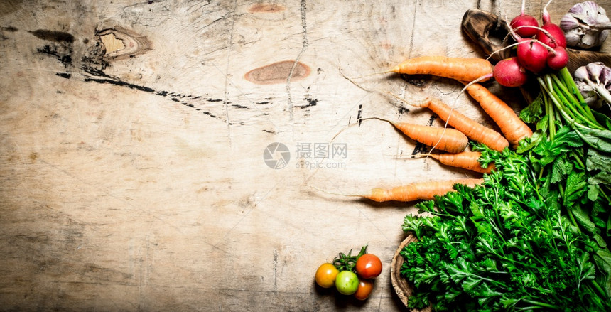 健康食品有机蔬菜新鲜和草药木本植物新鲜蔬菜和草药图片