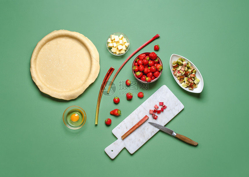 果饼的成分和面粉草莓胡巴派的自制图片