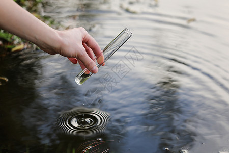 水文的生物学家研究员高清图片