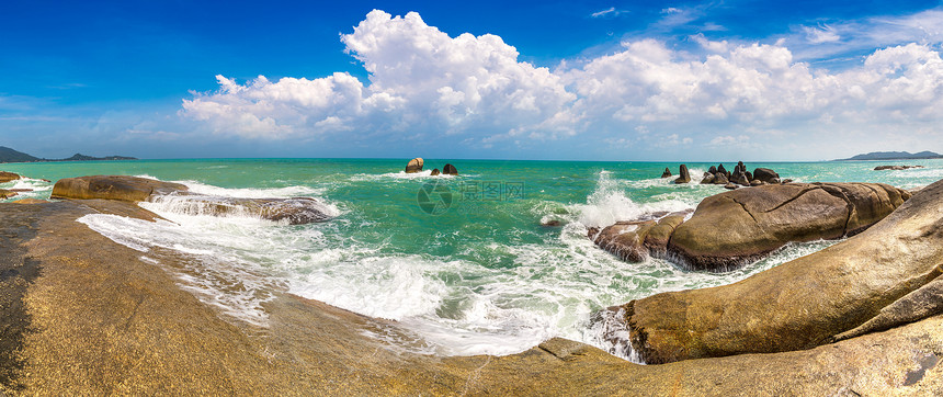 夏日在泰国河畔高萨木岛的拉马海滩全景图片
