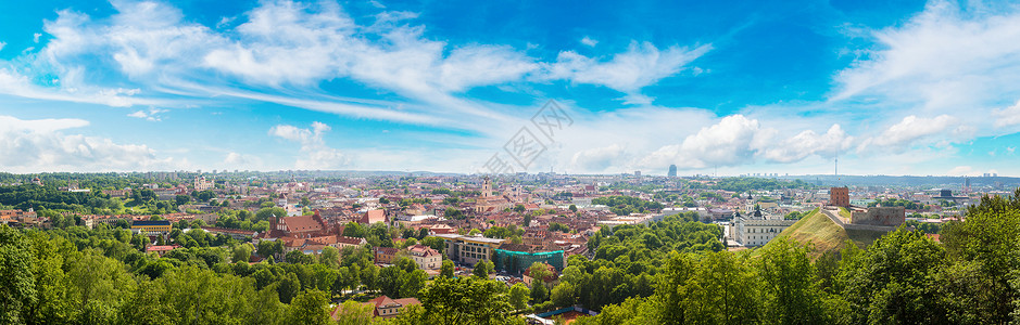 一个美丽的夏天城市风景利图尼亚高清图片